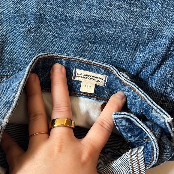 Curvy Perfect Vintage Crop Jean - Picture 3 of 6